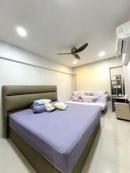 Blk 404 Jurong West Street 42 (Jurong West), HDB 5 Rooms #565754011